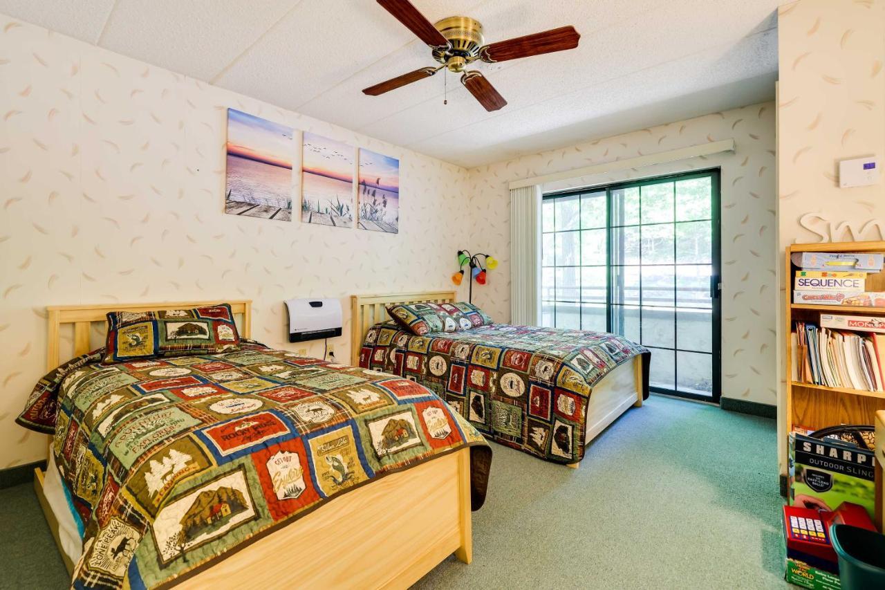 Lakefront Pool Access Less Than 1 Mi To Big Boulder * Lake Harmony