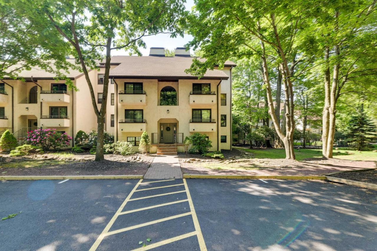 Lakefront Pool Access Less Than 1 Mi To Big Boulder Apartment Lake Harmony